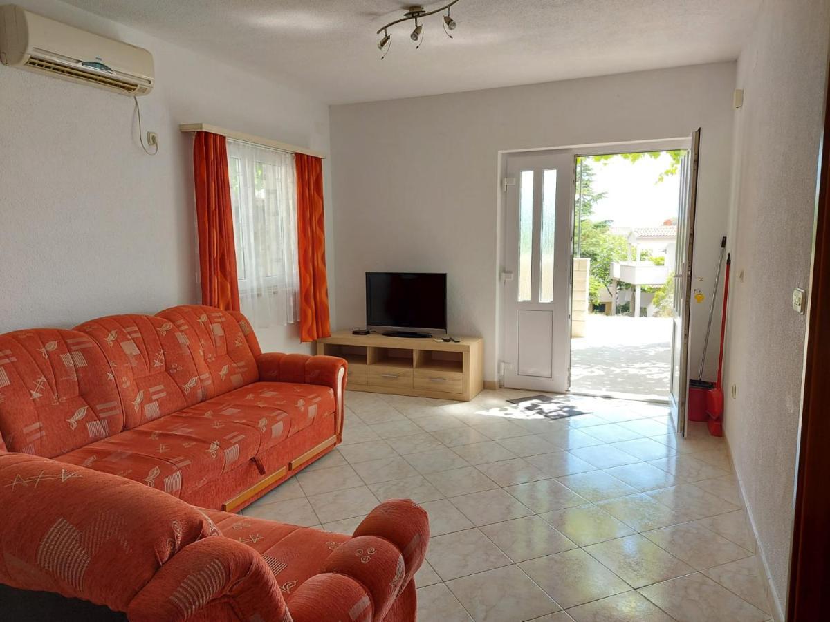 Apartments Gojevic Бол Екстер'єр фото